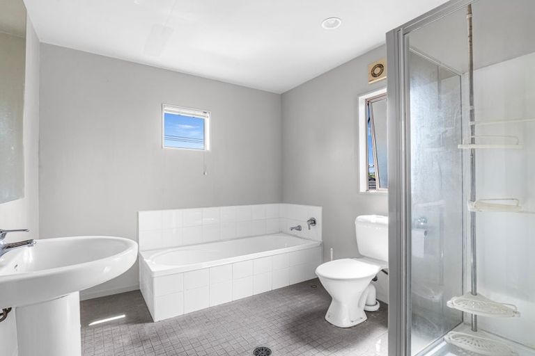 Photo of property in 50a Arawa Street, New Lynn, Auckland, 0600