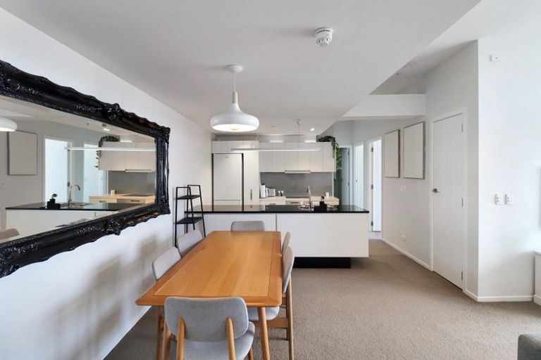 Photo of property in Bellagio Apartments, 11e/39 Taranaki Street, Te Aro, Wellington, 6011
