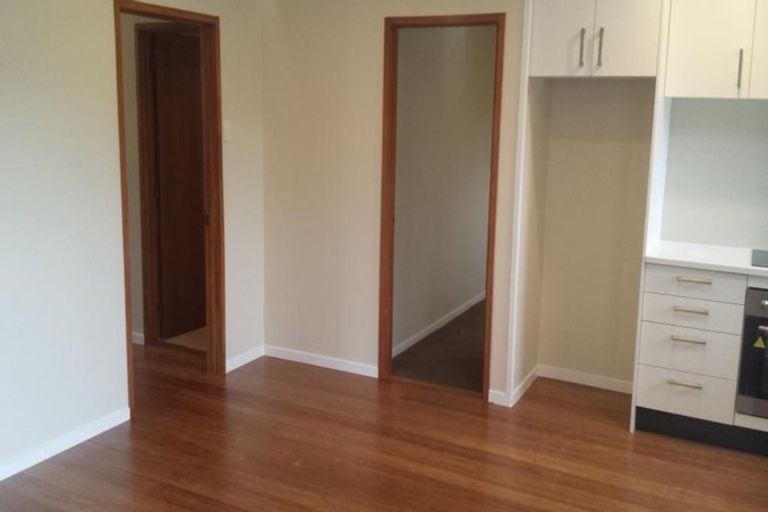 Photo of property in 5/550 Glenfield Road, Glenfield, Auckland, 0629