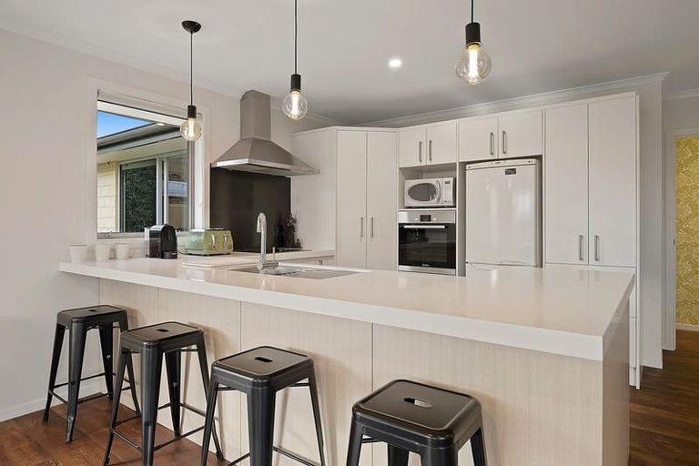 Photo of property in 6 David Place, Cromwell, 9310