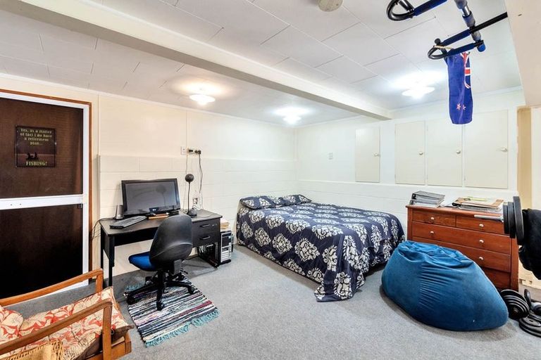 Photo of property in 11 Chequers Avenue, Glenfield, Auckland, 0629