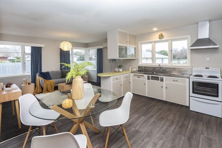 Photo of property in 21 Deloraine Street, Somerfield, Christchurch, 8024