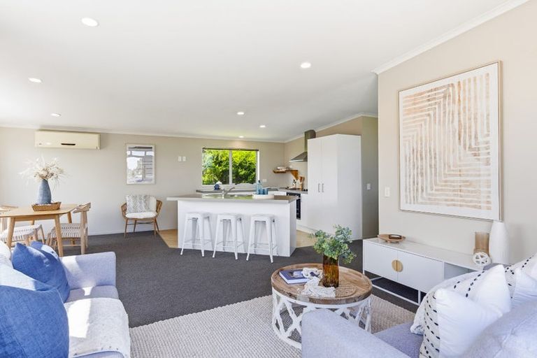 Photo of property in 47a Mazengarb Road, Paraparaumu Beach, Paraparaumu, 5032