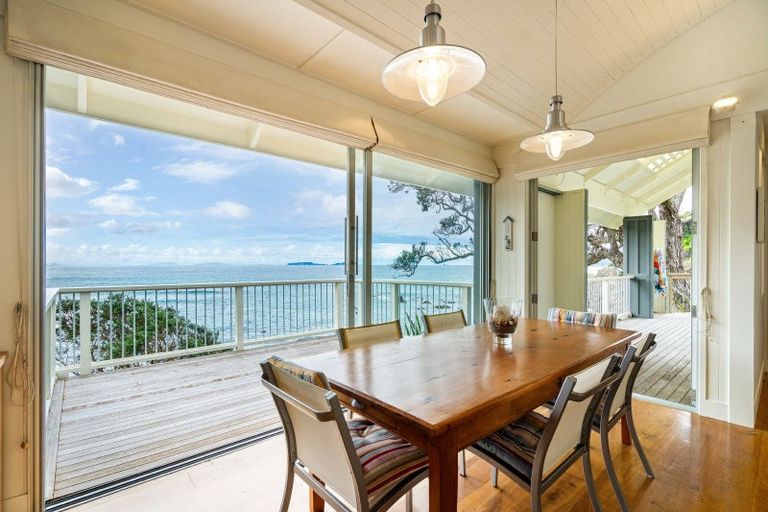 Photo of property in 350 Mcauslin Road, Whananaki, Hikurangi, 0181