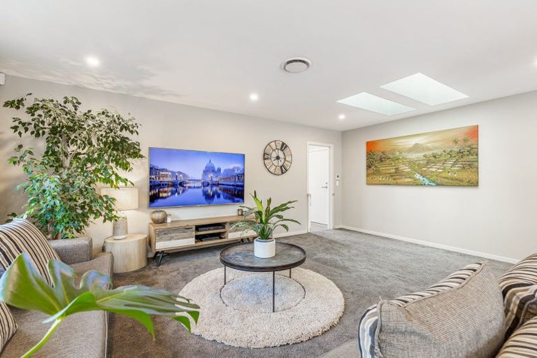 Photo of property in 33 Nellie Drive, Kumeu, 0810