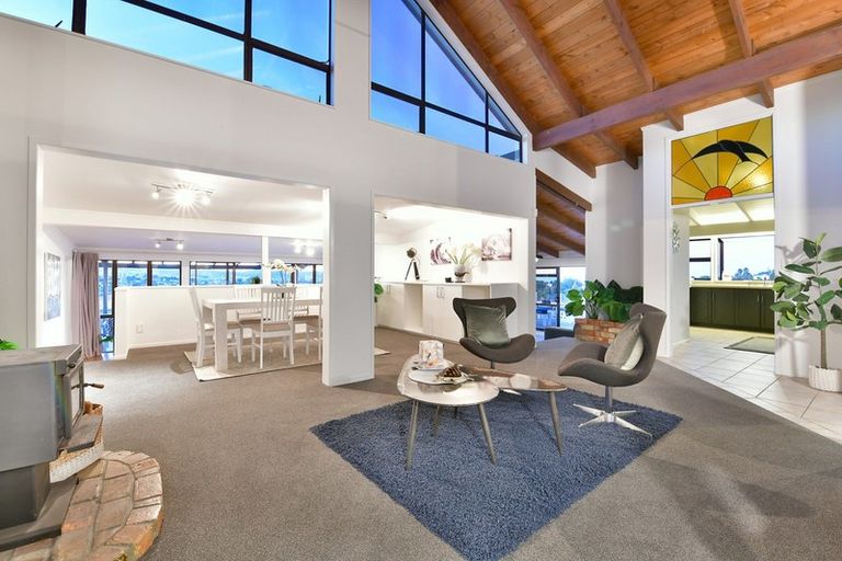 Photo of property in 159 Whangaparaoa Road, Red Beach, 0932