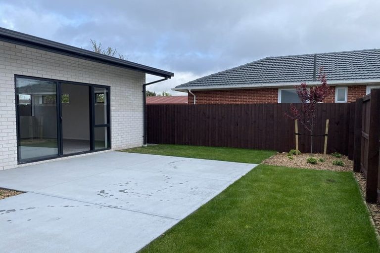 Photo of property in 92a Neill Street, Hornby, Christchurch, 8042