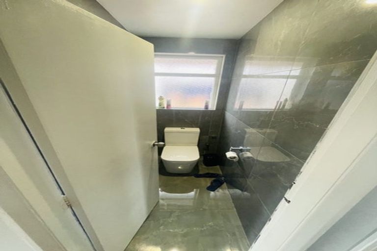 Photo of property in 50 St Leonards Road, Kelston, Auckland, 0602