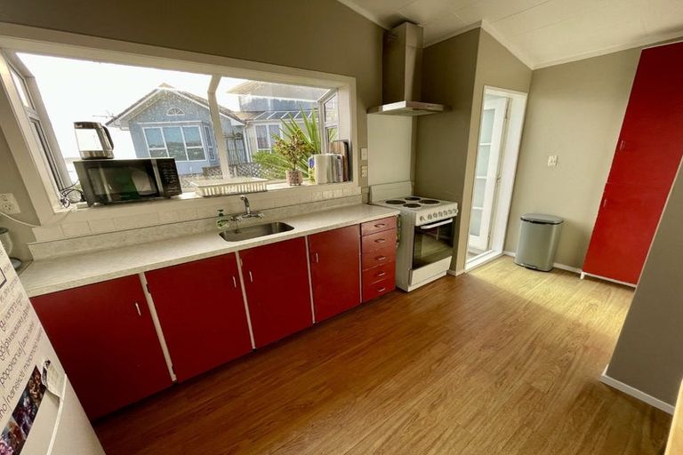 Photo of property in 2/105 Pope Street, Camborne, Porirua, 5026