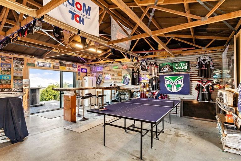 Photo of property in 63 Paparata Road, Bombay, 2675