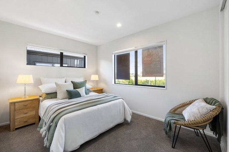 Photo of property in 8 Paraone Crescent, Takanini, 2112