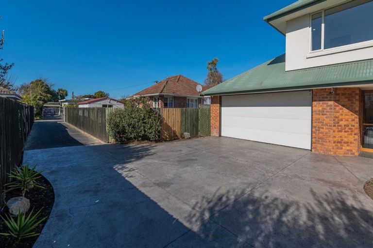 Photo of property in 32a Sawyers Arms Road, Northcote, Christchurch, 8052