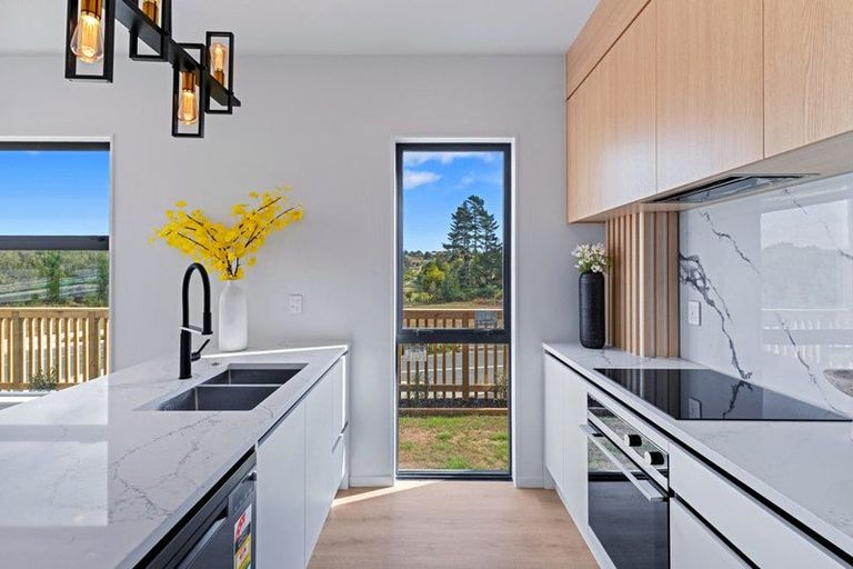 Photo of property in 159 Henwood Road, Westgate, 0814