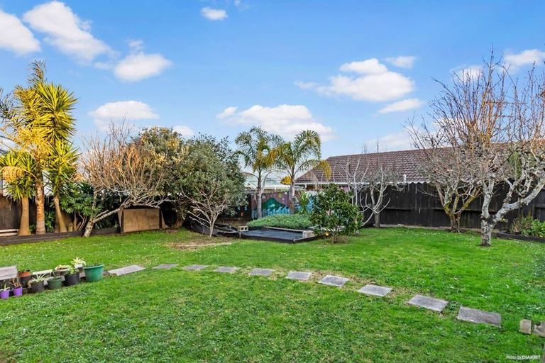 Photo of property in 65 Macleans Road, Bucklands Beach, Auckland, 2014