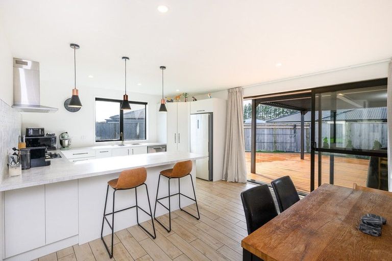 Photo of property in 34 Oldfield Lane, Marton, 4710