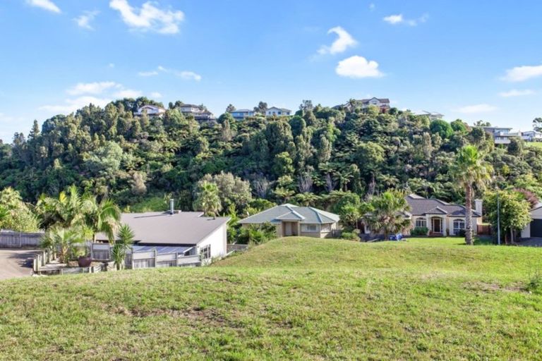 Photo of property in 14 The Fairway, Whakatane, 3120