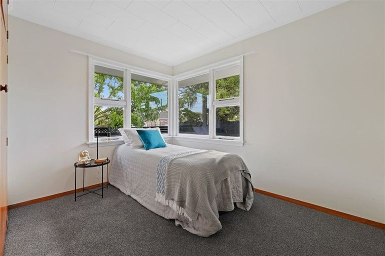 Photo of property in 36 Bevington Street, Avonhead, Christchurch, 8042
