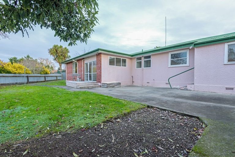 Photo of property in 24 Windsor Street, Terrace End, Palmerston North, 4410