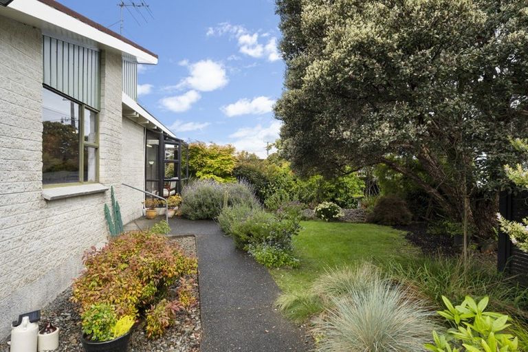 Photo of property in 30 Rimu Street, Waikanae, 5036