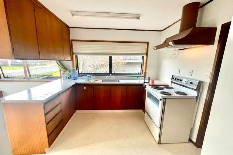 Photo of property in 1/27 Sea Spray Drive, Bucklands Beach, Auckland, 2012