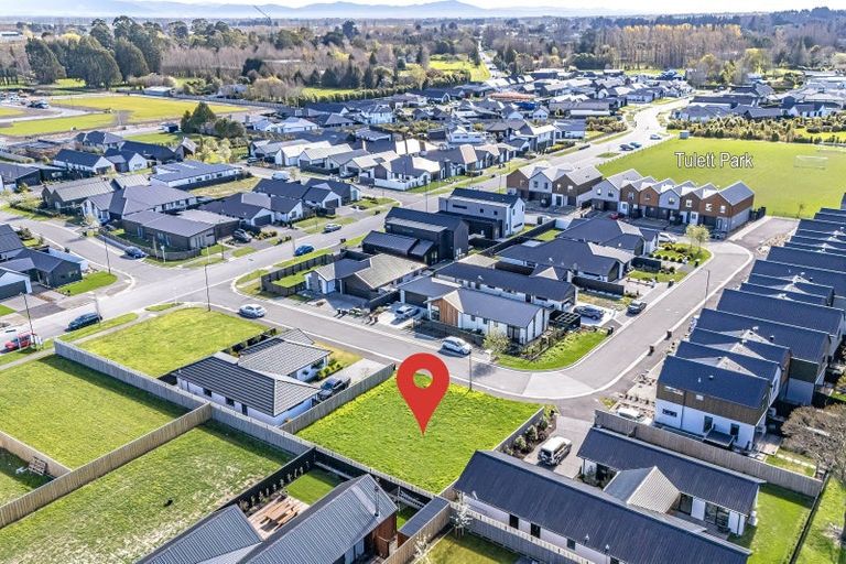 Photo of property in 23 Malaga Crescent, Harewood, Christchurch, 8051