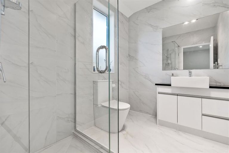 Photo of property in 9 Toropapa Close, Takanini, 2110