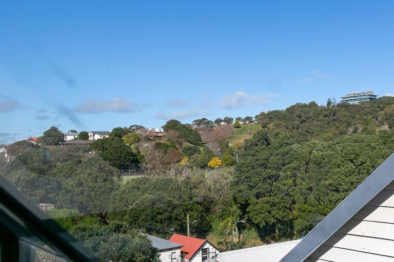 Photo of property in 10 Barton Terrace, Thorndon, Wellington, 6011