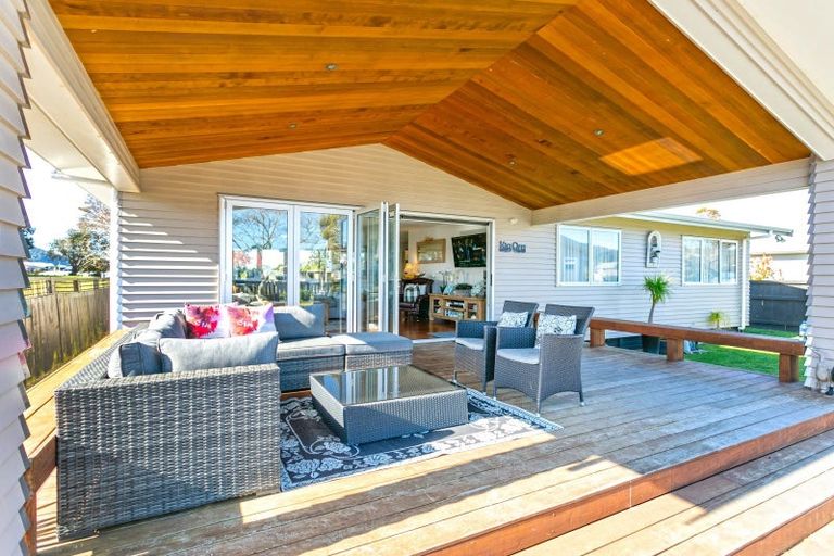 Photo of property in 104 Kiwi Road, Whangamata, 3620