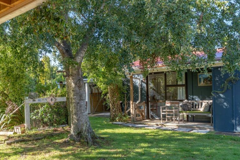 Photo of property in 12 Dixon Street, Carterton, 5713