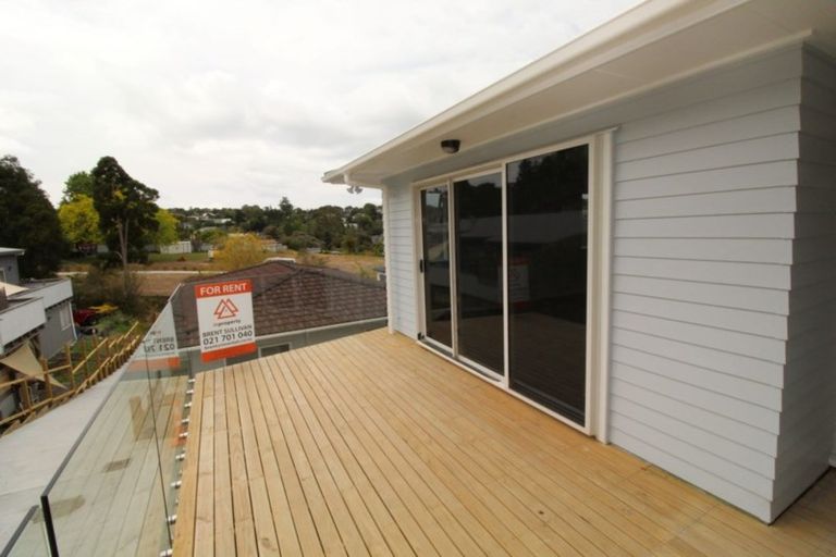 Photo of property in 2/10 Norman Road, Hauraki, Auckland, 0622