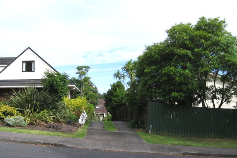 Photo of property in 2/63 Alton Avenue, Hillcrest, Auckland, 0627