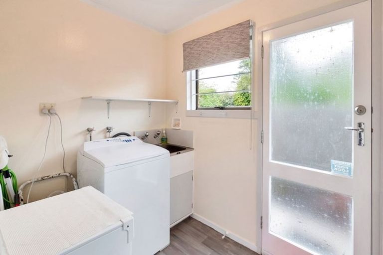 Photo of property in 2/423 Great South Road, Rosehill, Papakura, 2113