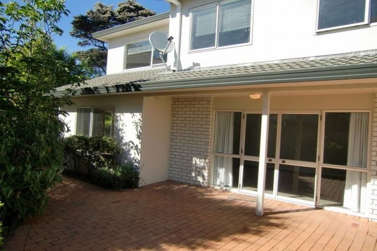 Photo of property in 1/15 Mandica Place, Sunnynook, Auckland, 0632