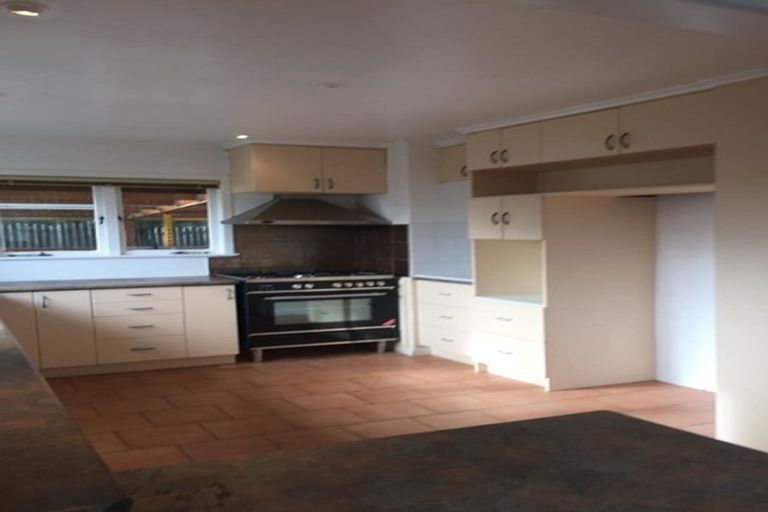 Photo of property in 119a Woodglen Road, Glen Eden, Auckland, 0602