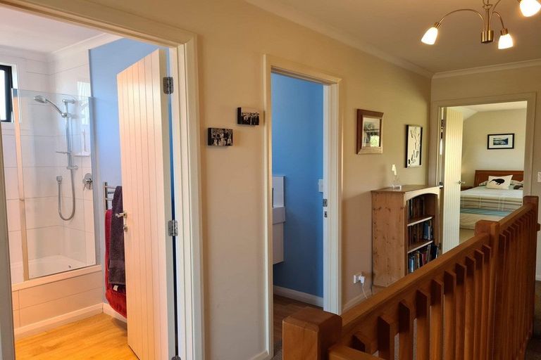 Photo of property in 1 Sams Place, Lake Tekapo, 7999