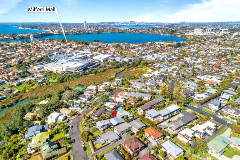 Photo of property in 2/10 Prospect Terrace, Milford, Auckland, 0620