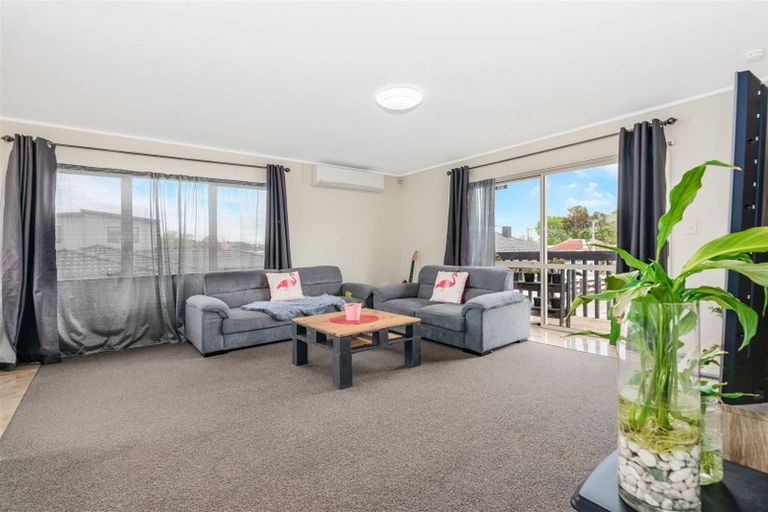 Photo of property in 2/44 Orion Street, Papakura, 2110