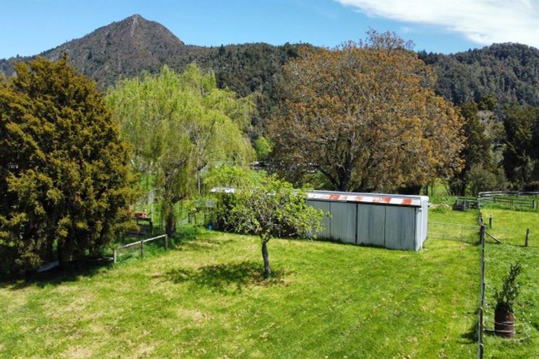 Photo of property in 108 Fairfax Street, Murchison, 7007