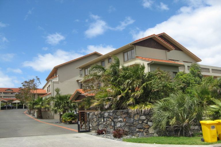 Photo of property in 7/340n Gulf Harbour Drive, Gulf Harbour, Whangaparaoa, 0930