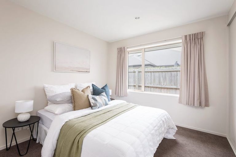 Photo of property in 8 Gosling Crescent, Halswell, Christchurch, 8025