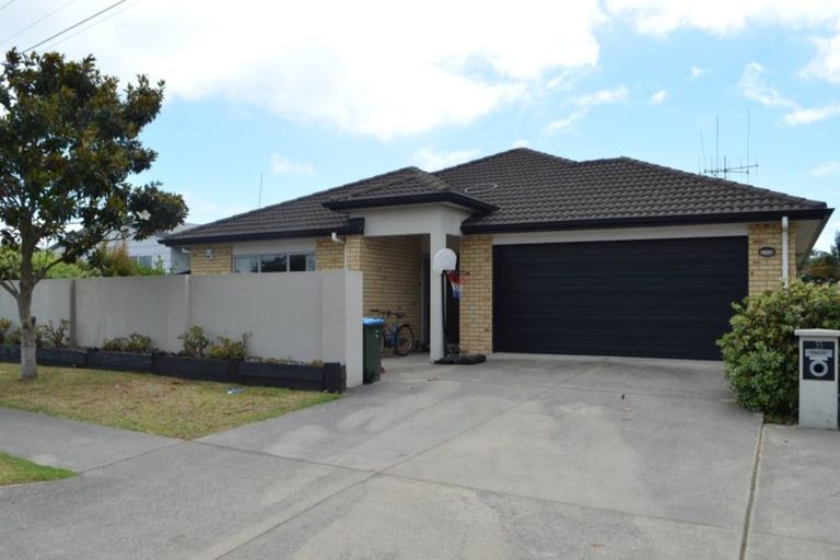 Photo of property in 35 Macville Road, Mount Maunganui, 3116