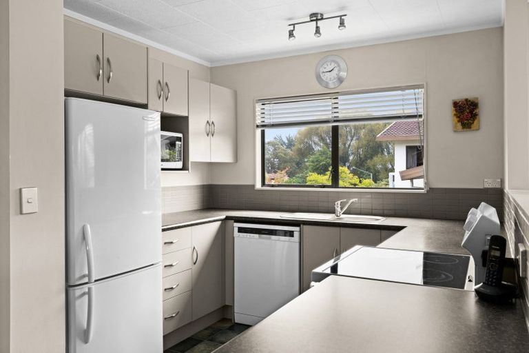 Photo of property in 4 Padfield Place, Havelock North, 4130