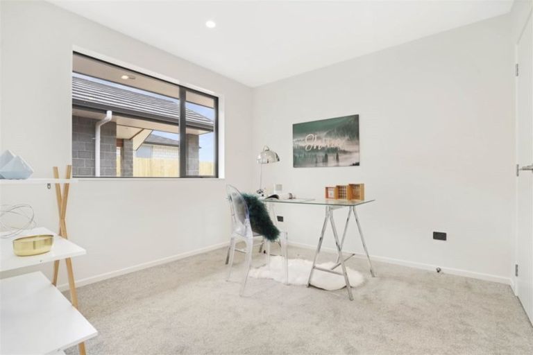 Photo of property in 4 Paiaka Place, Rototuna North, Hamilton, 3210