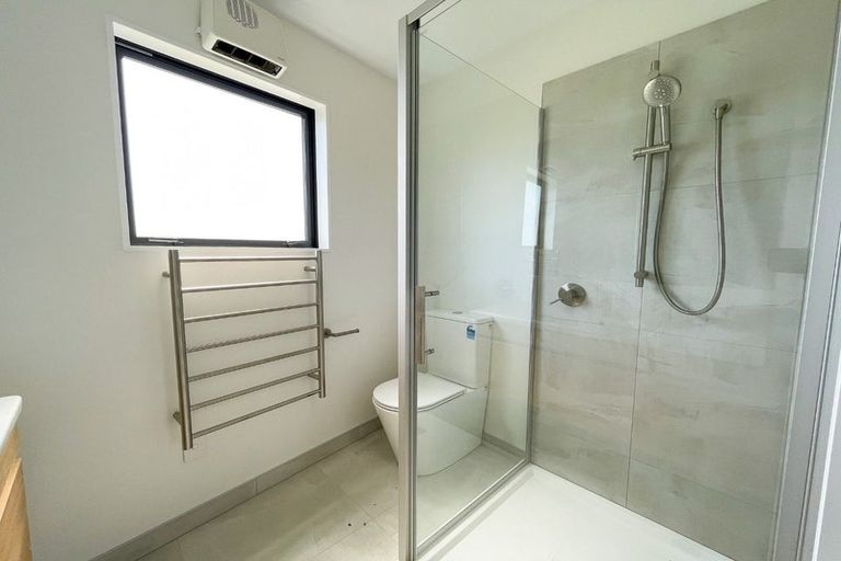 Photo of property in 16 Kipax Place, Riccarton, Christchurch, 8011