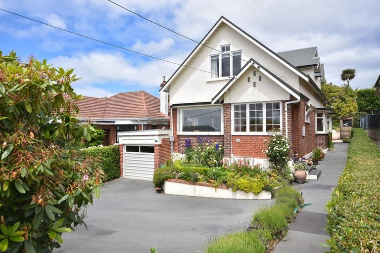Photo of property in 22 Charlotte Street, Roslyn, Dunedin, 9010