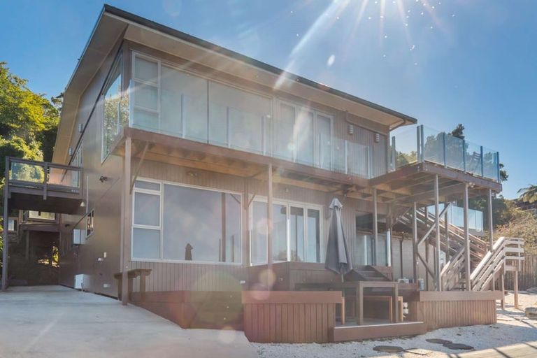 Photo of property in 177 Kawaha Point Road, Kawaha Point, Rotorua, 3010