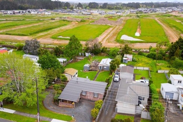 Photo of property in 351 Main Road, Huapai, Kumeu, 0810