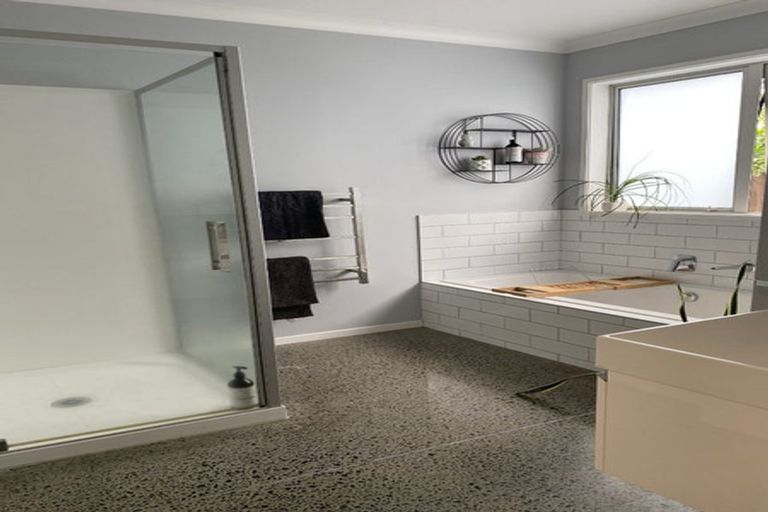 Photo of property in 1 Horsley Grove, Pyes Pa, Tauranga, 3112