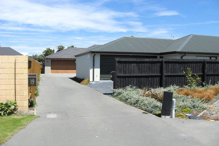 Photo of property in 17 Len Hale Place, Parklands, Christchurch, 8083