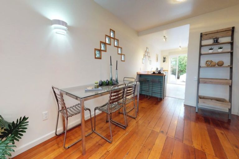 Photo of property in 237 The Esplanade, Petone, Lower Hutt, 5012